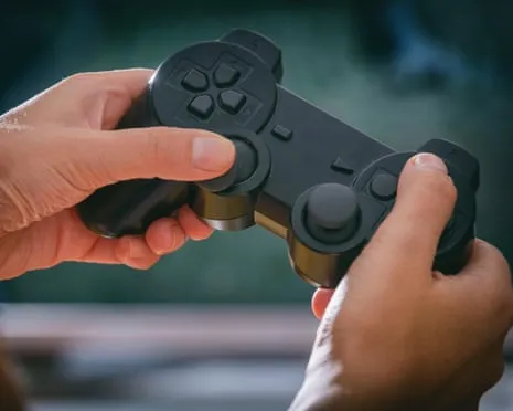 What Makes Some Gamers Invert Their Controls? Scientists Reveal Answers, And They Are Not What Your Assumptions